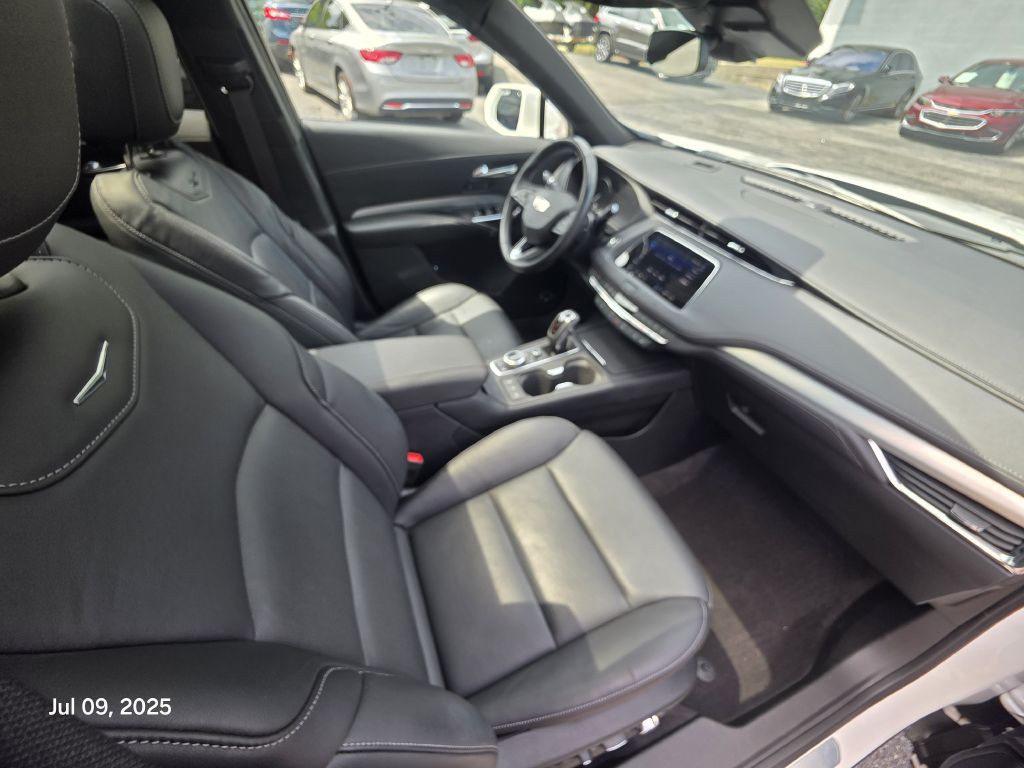 2019 Cadillac XT4 Image 27