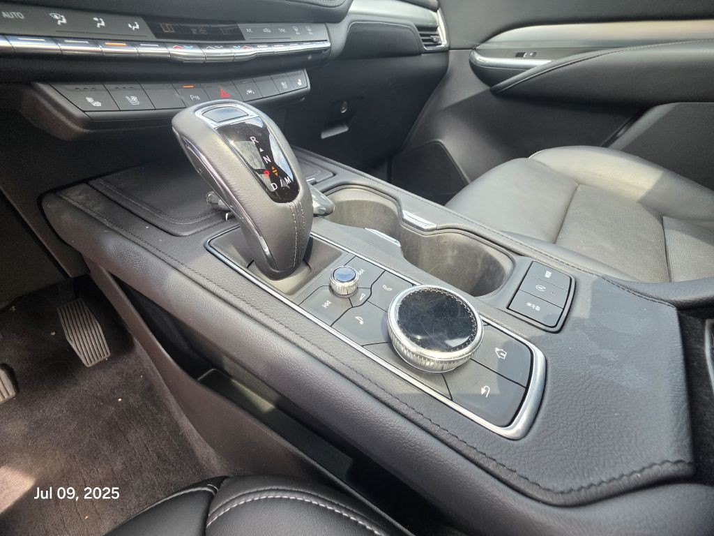 2019 Cadillac XT4 Image 32