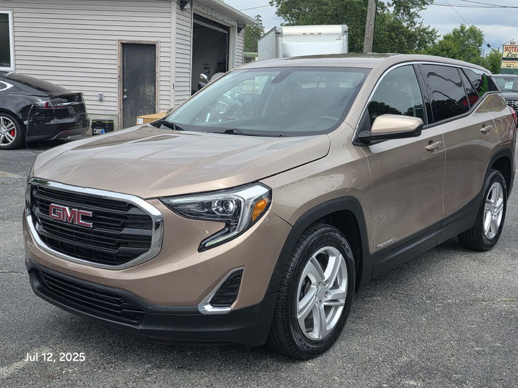2018 GMC Terrain Image 2