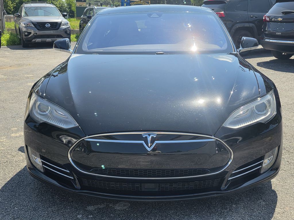 2015 Tesla Model S Image 4