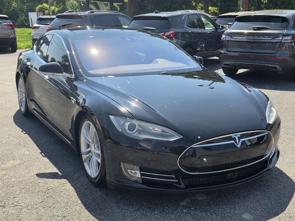 2015 Tesla Model S Image 6