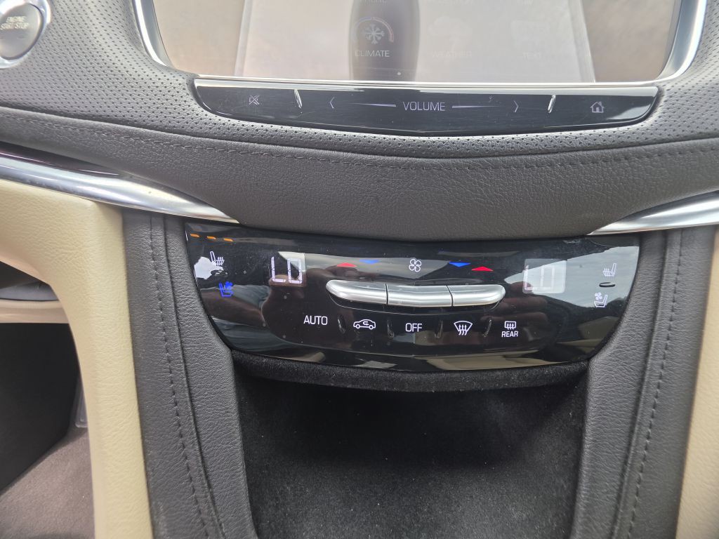 2018 Cadillac XT5 Image 34