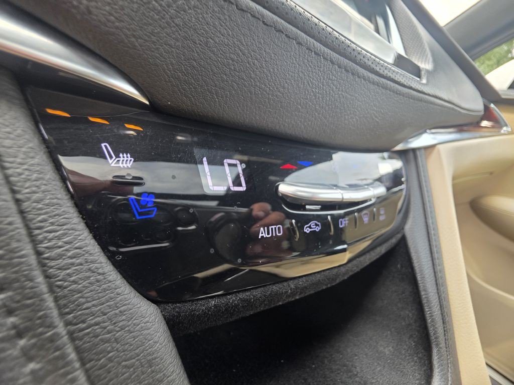 2018 Cadillac XT5 Image 35