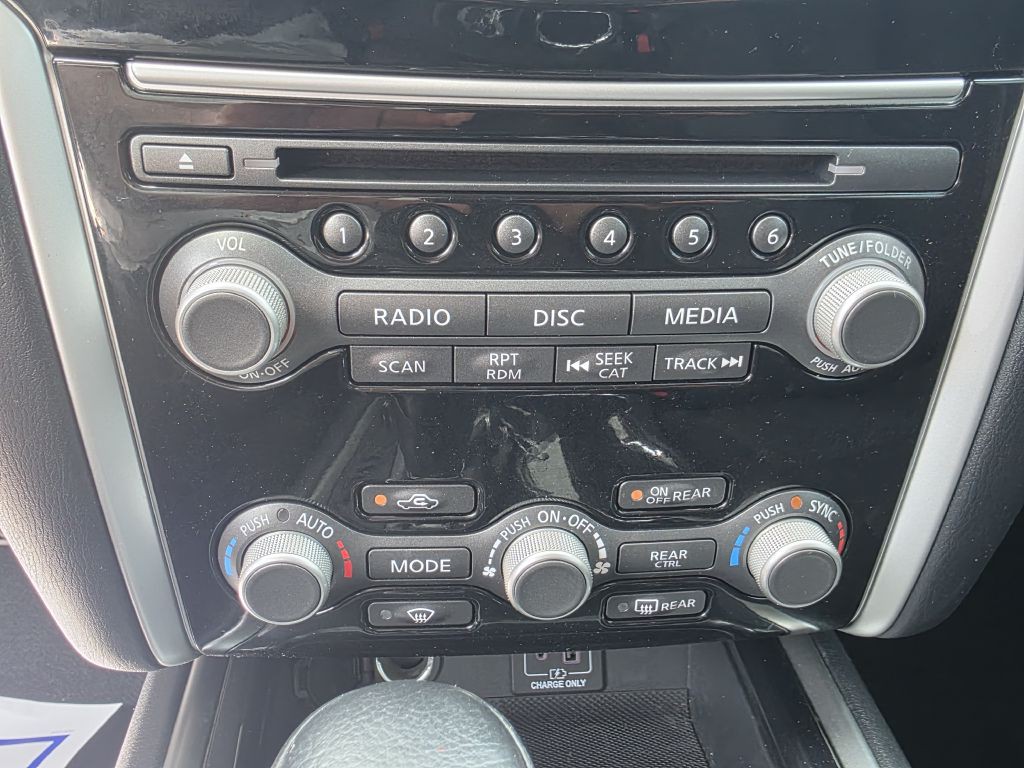 2019 Nissan Pathfinder Image 32