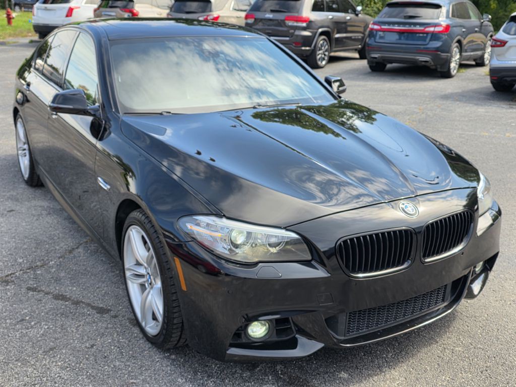2015 BMW 5 Series Image 8