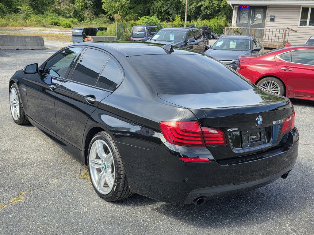 2015 BMW 5 Series Image 12
