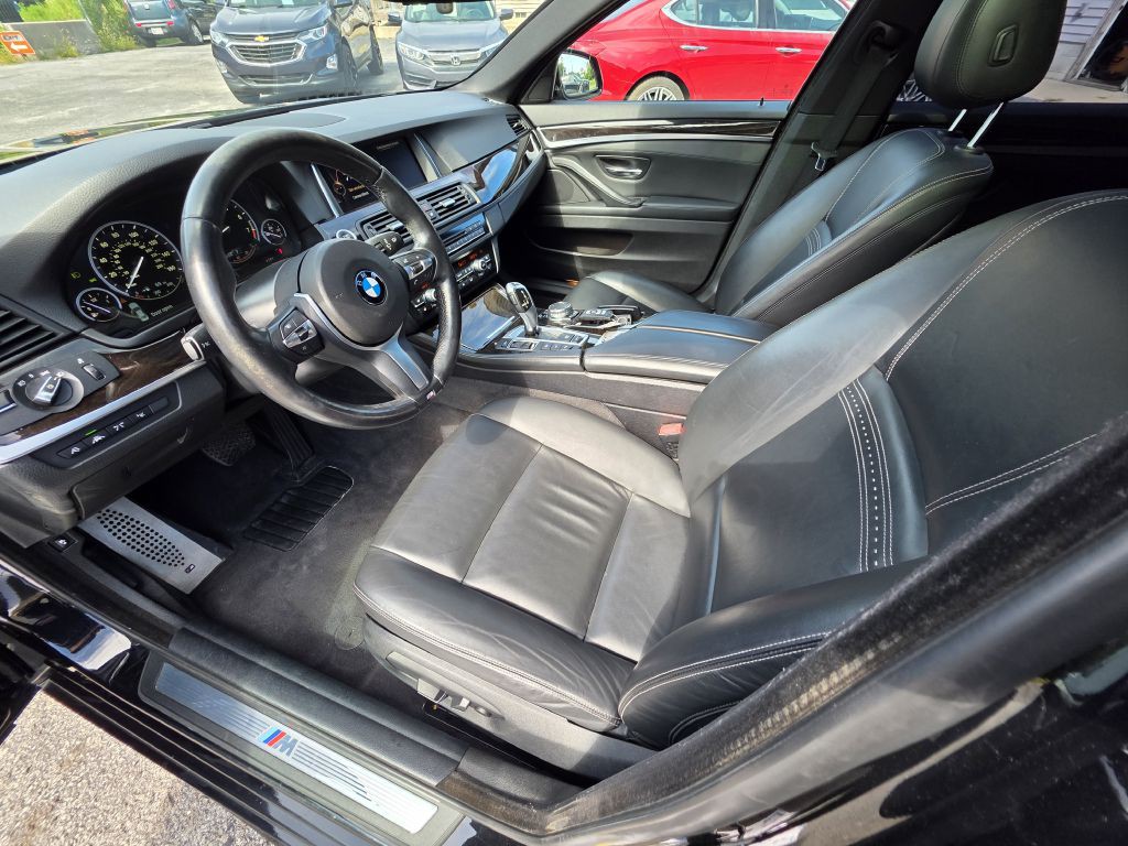 2015 BMW 5 Series Image 18