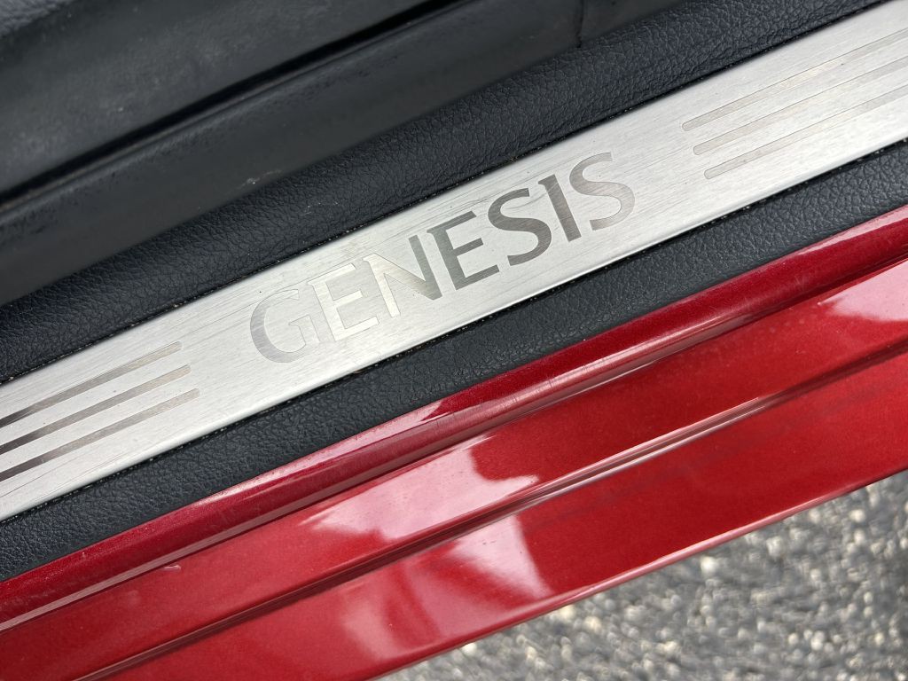 2021 Genesis G70 Image 15