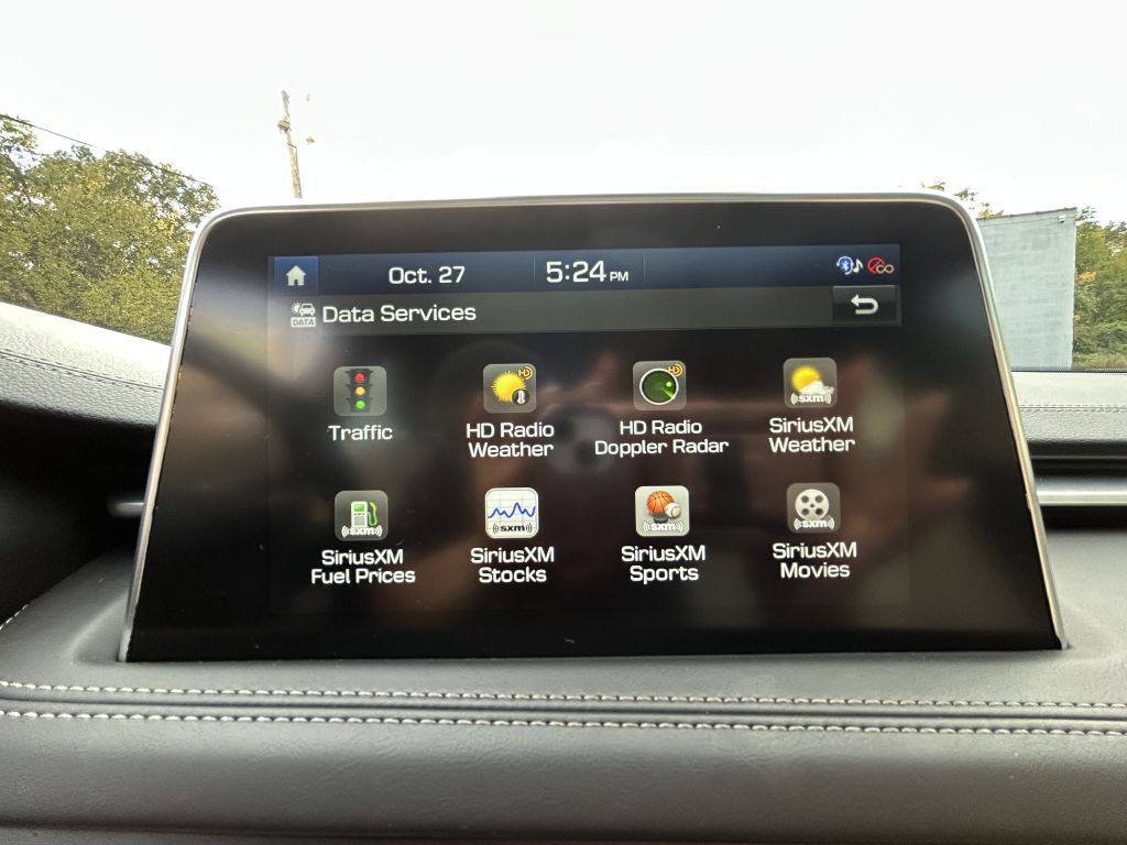 2021 Genesis G70 Image 35