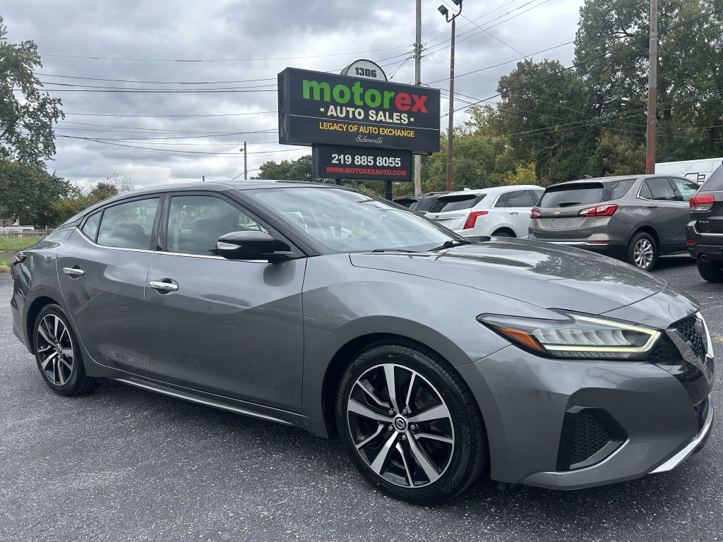 2022 Nissan Maxima Image 2