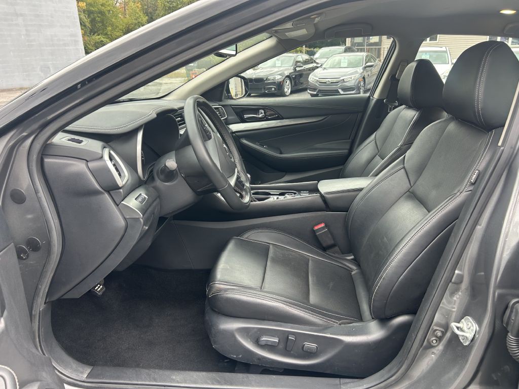 2022 Nissan Maxima Image 10