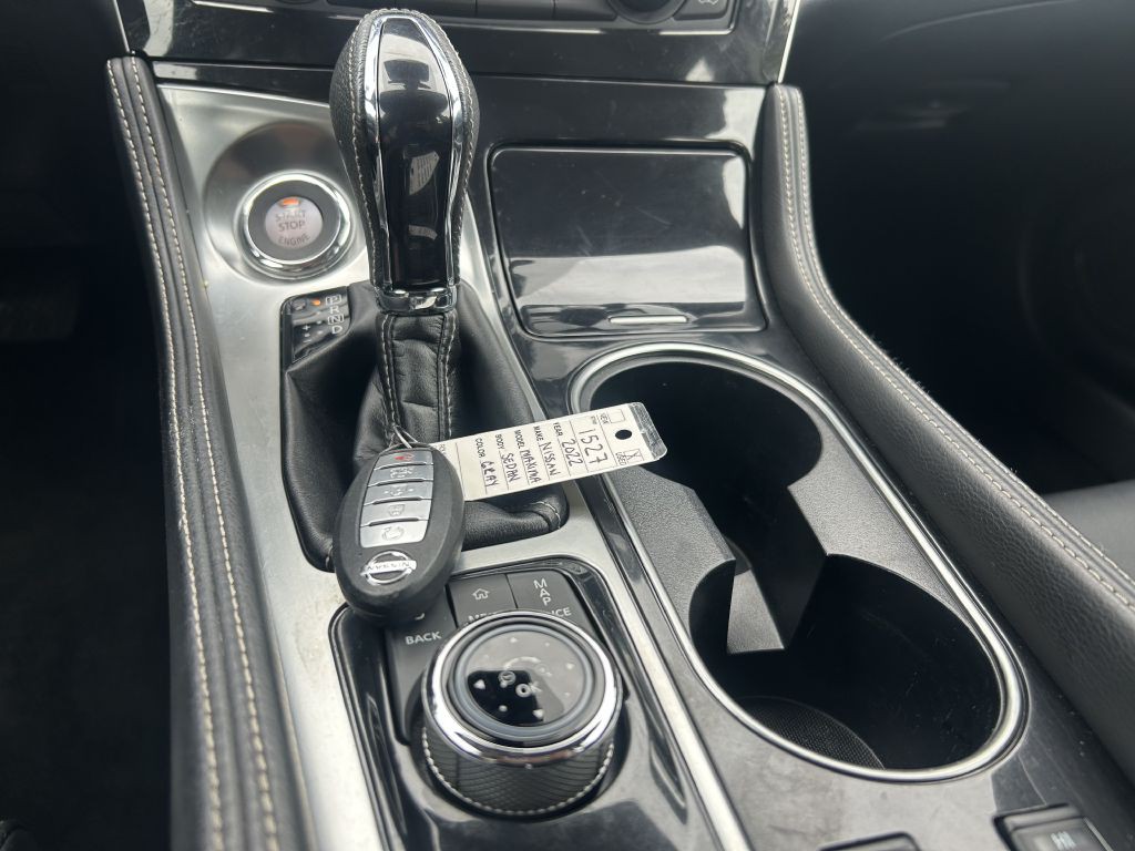 2022 Nissan Maxima Image 17