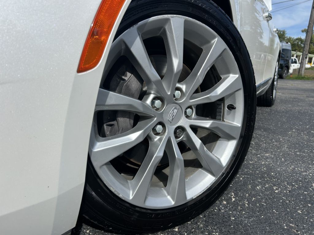 2016 Cadillac XTS Image 9