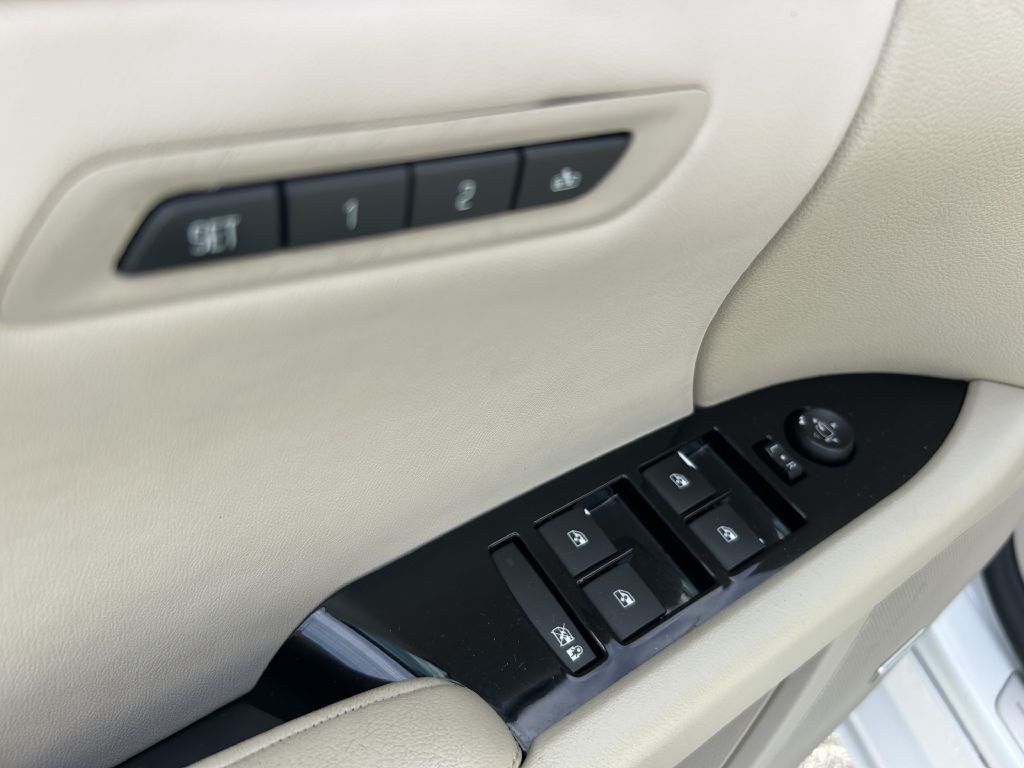 2016 Cadillac XTS Image 14