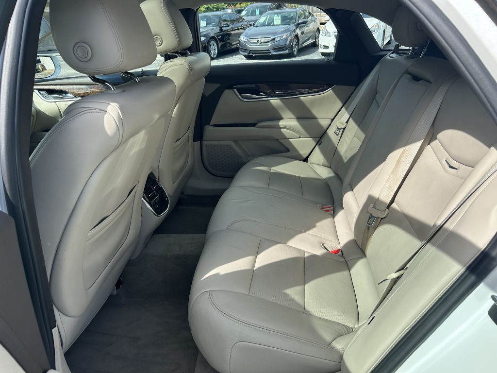 2016 Cadillac XTS Image 15