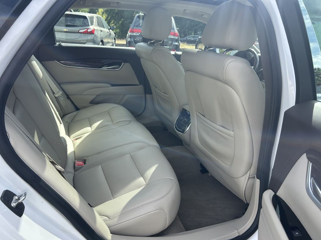 2016 Cadillac XTS Image 17