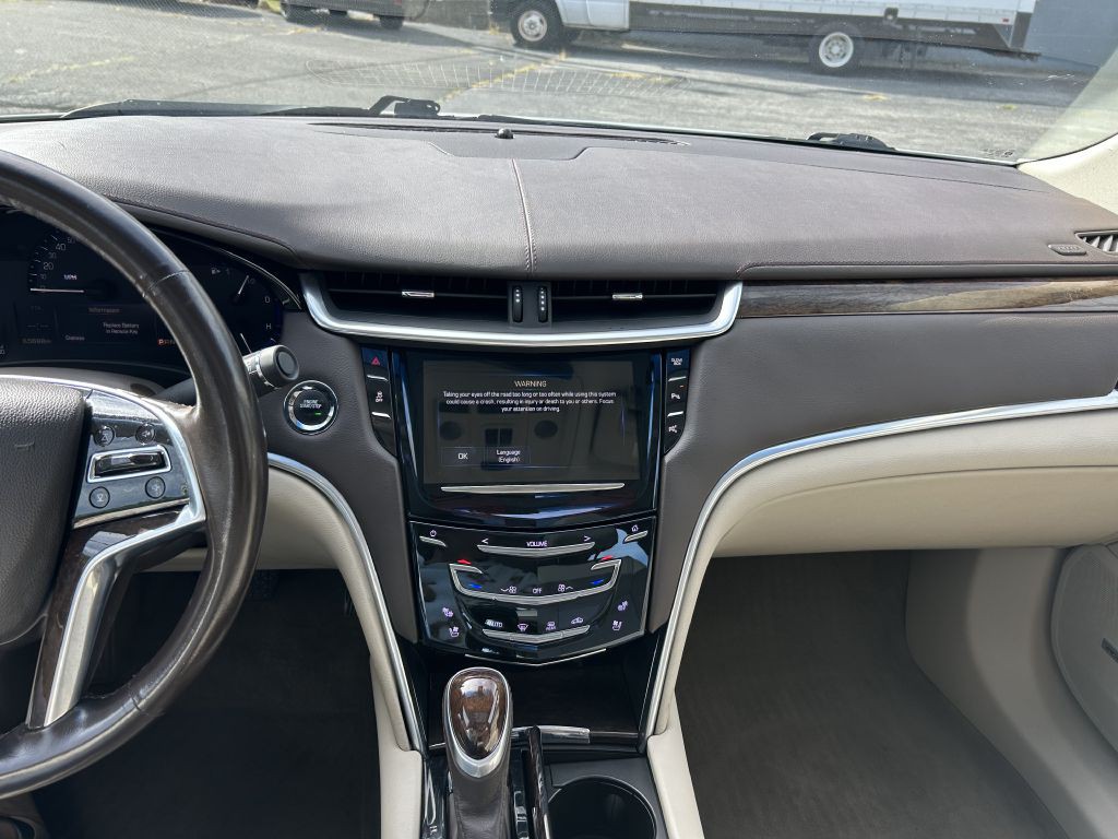 2016 Cadillac XTS Image 20
