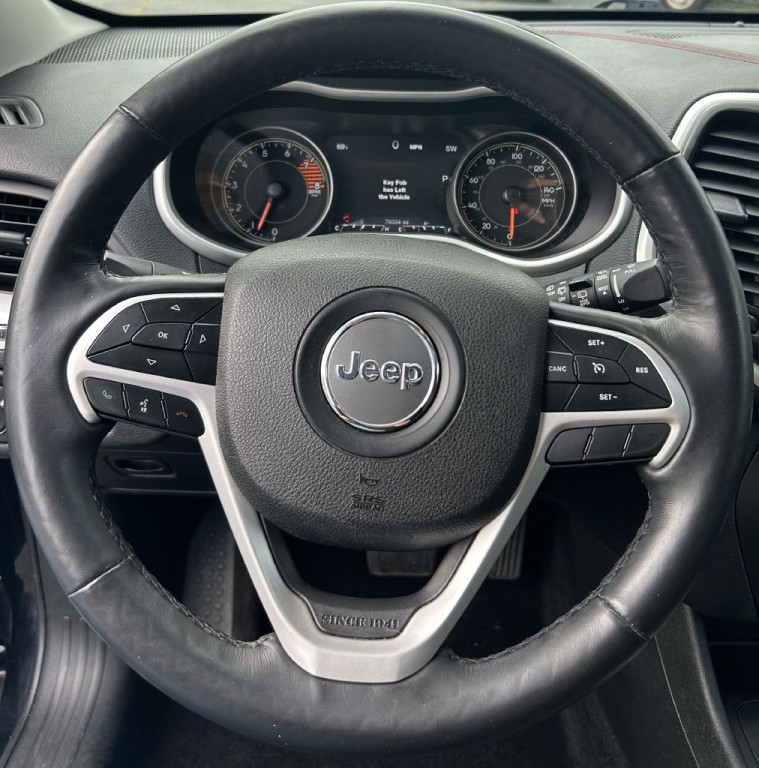 2018 Jeep Cherokee Image 20