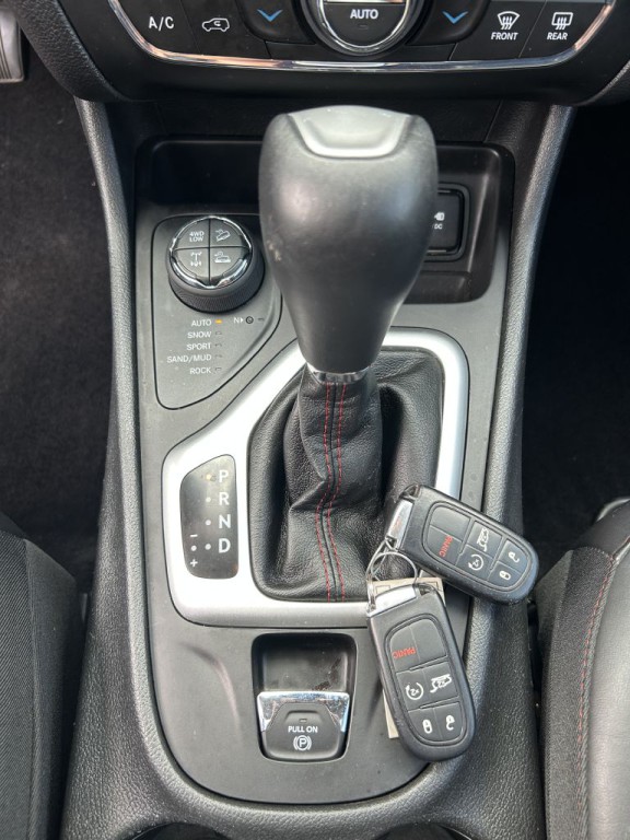 2018 Jeep Cherokee Image 24
