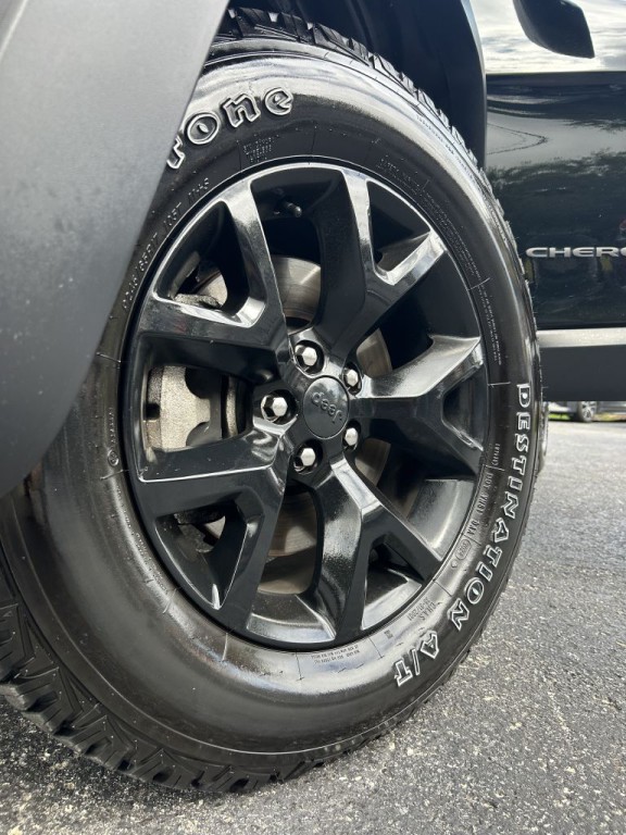 2018 Jeep Cherokee Image 35