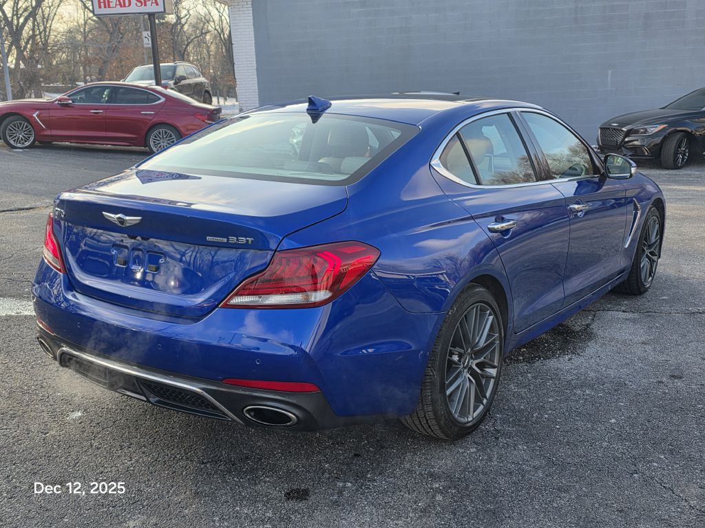 2019 Genesis G70 Image 13