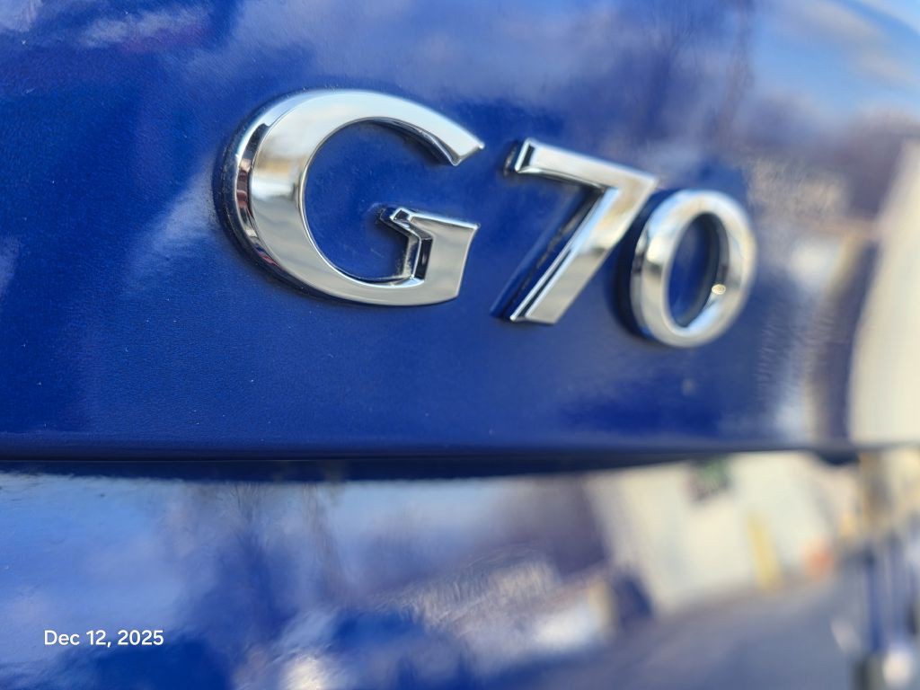 2019 Genesis G70 Image 18