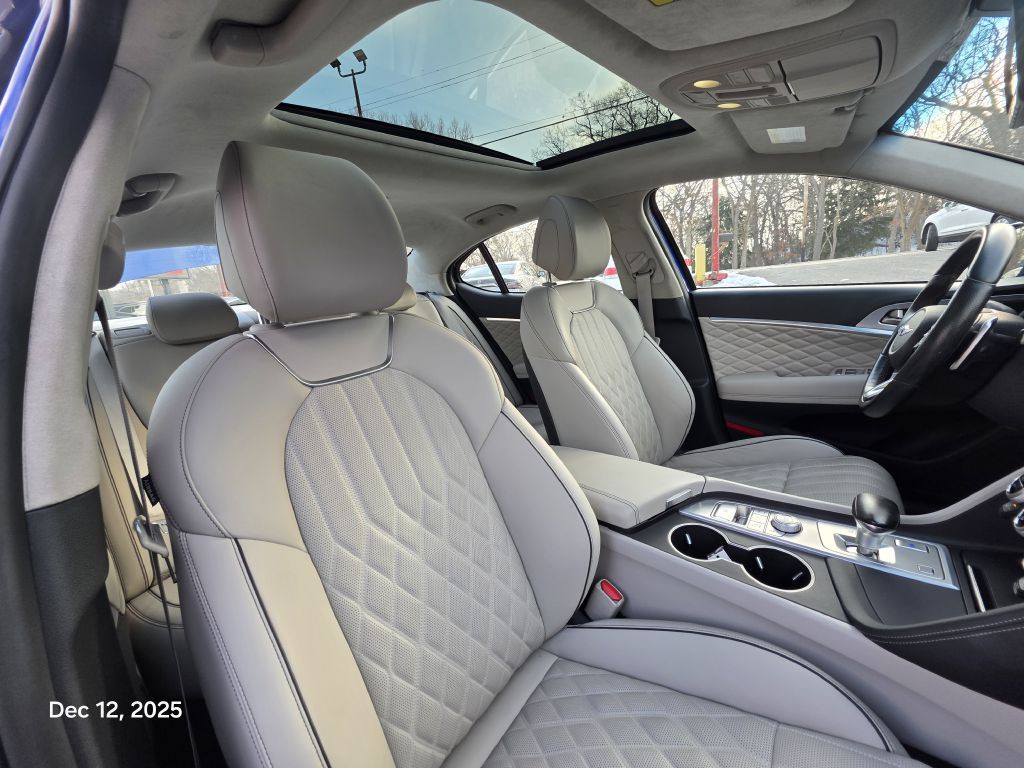 2019 Genesis G70 Image 39