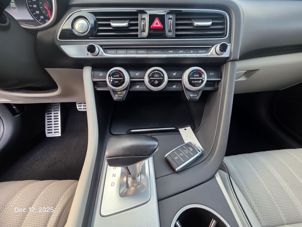 2019 Genesis G70 Image 47