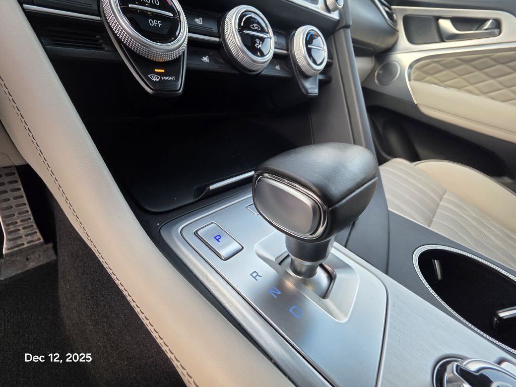 2019 Genesis G70 Image 48