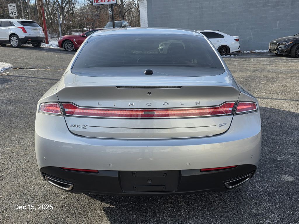 2013 Lincoln MKZ Image 11