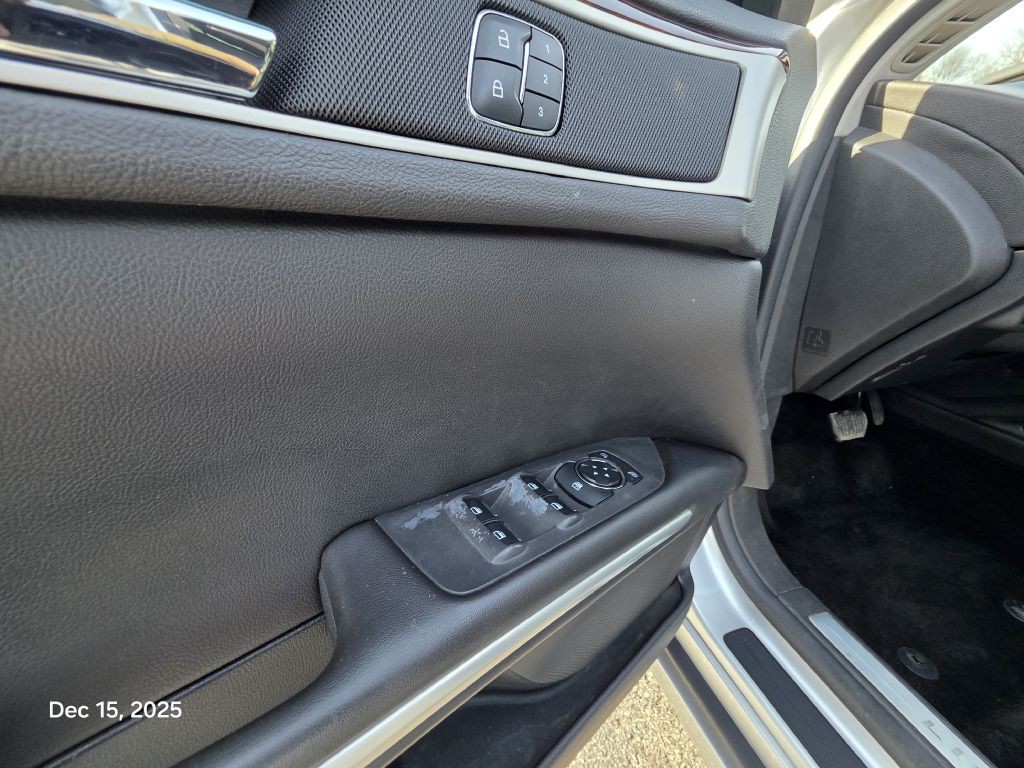 2013 Lincoln MKZ Image 20