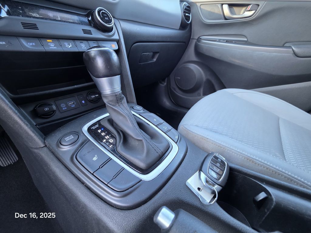 2021 Hyundai Kona Image 32