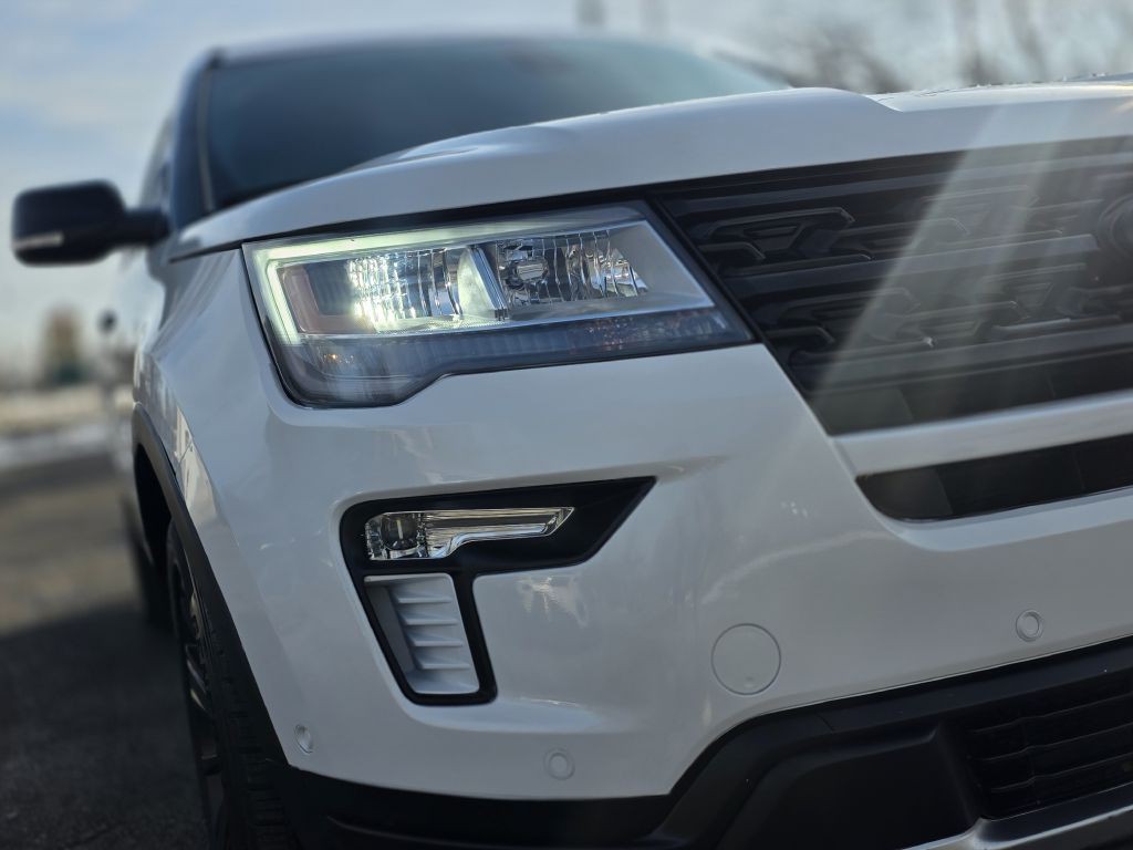 2018 Ford Explorer Image 15