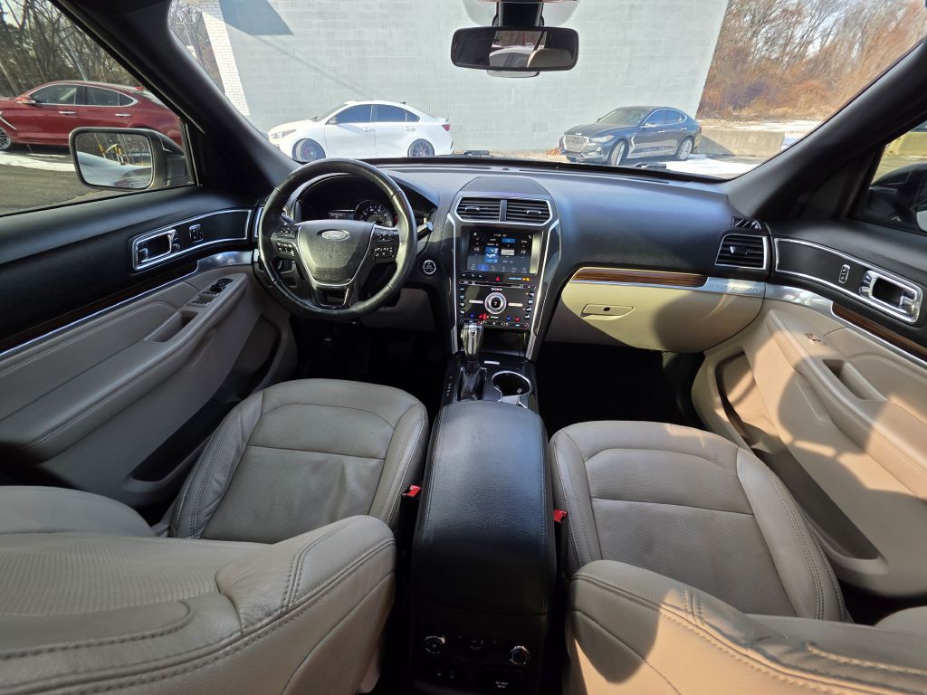 2018 Ford Explorer Image 29