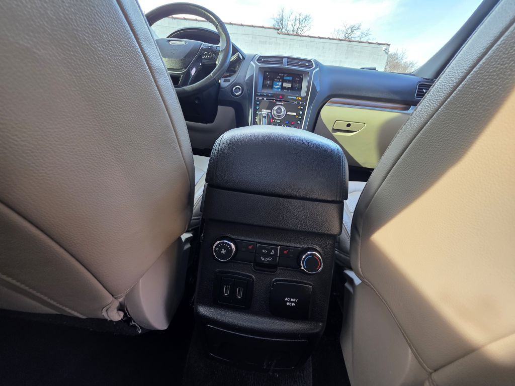 2018 Ford Explorer Image 30
