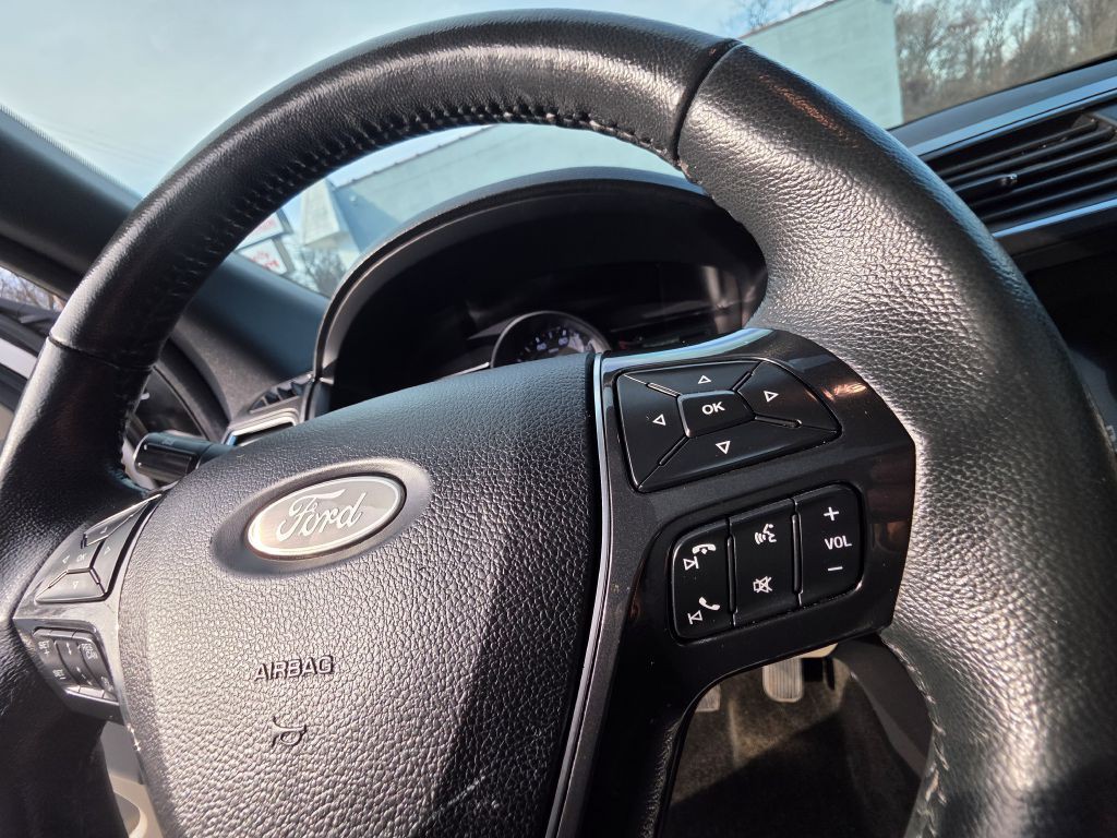 2018 Ford Explorer Image 46