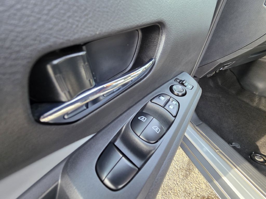 2021 Nissan Kicks Image 19