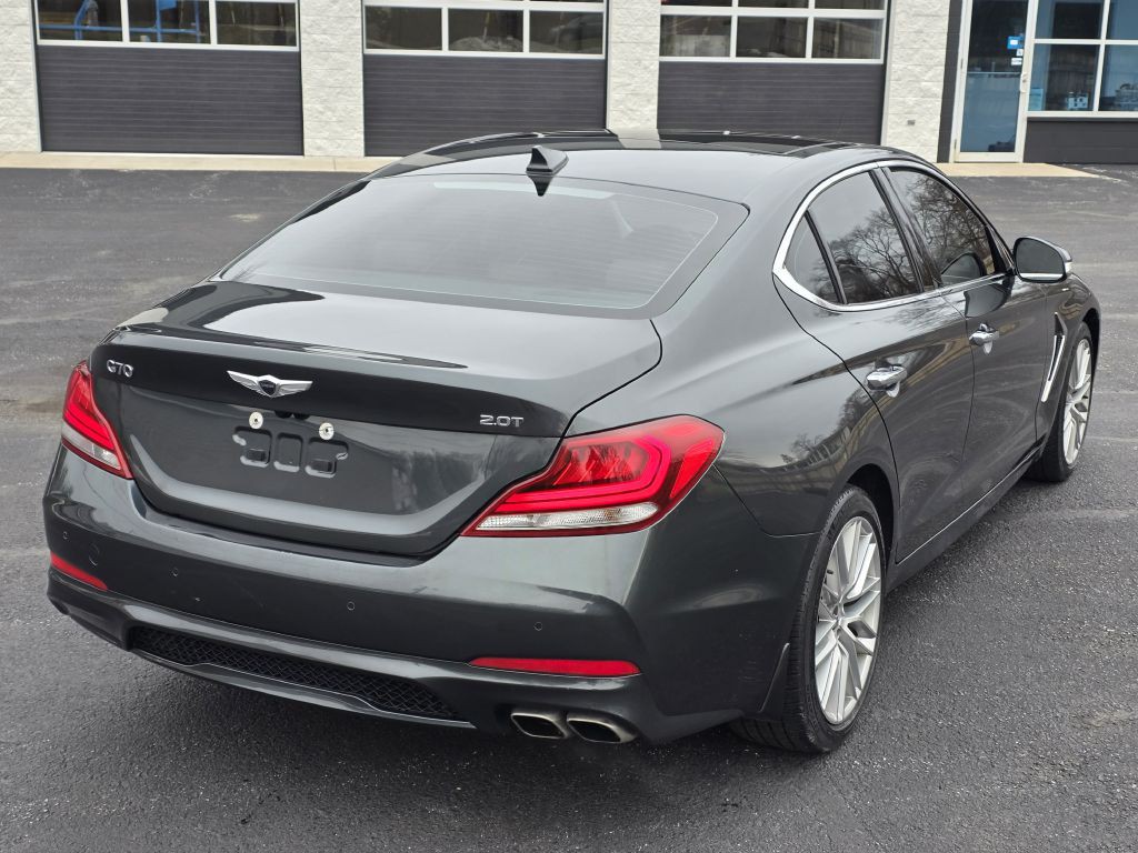 2021 Genesis G70 Image 11