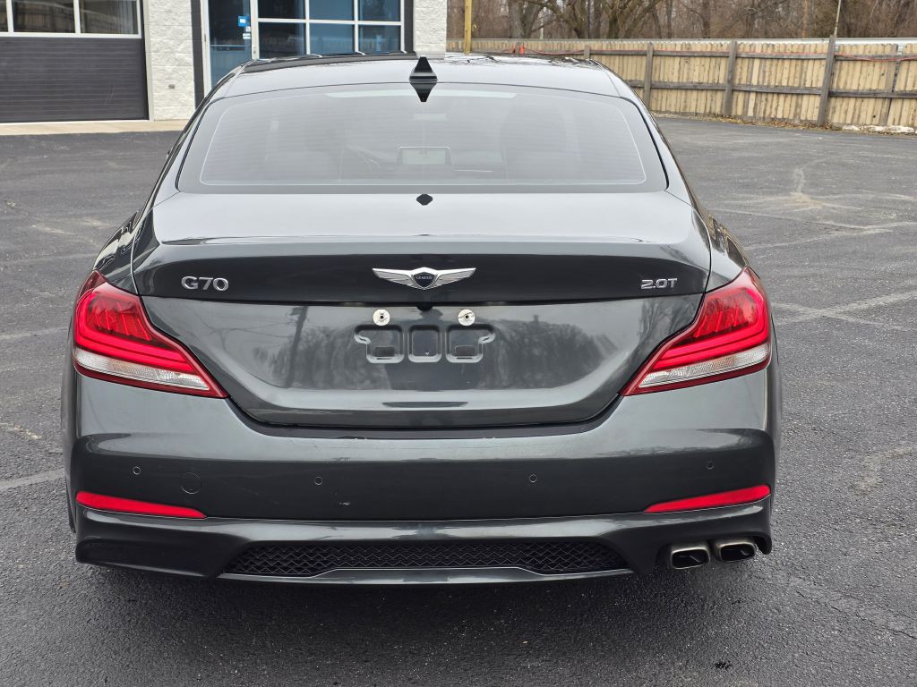 2021 Genesis G70 Image 12
