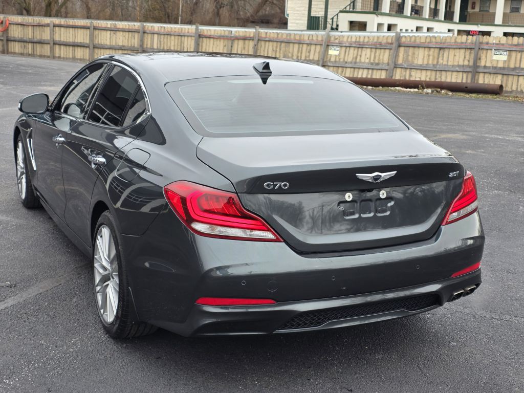 2021 Genesis G70 Image 14