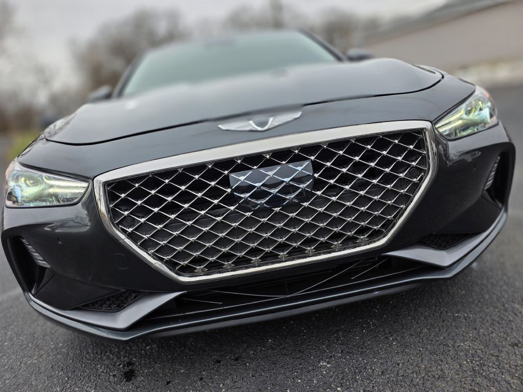2021 Genesis G70 Image 19