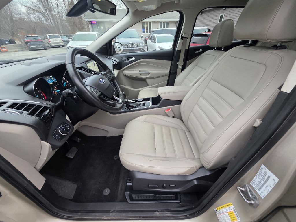 2017 Ford Escape Image 10