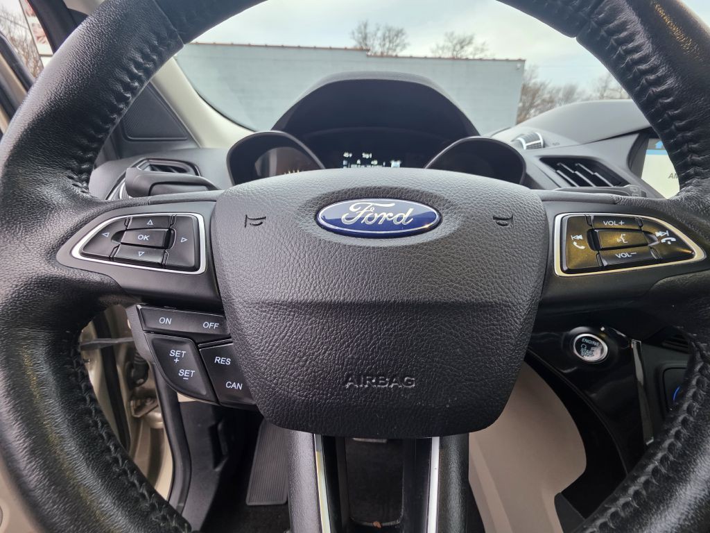 2017 Ford Escape Image 29