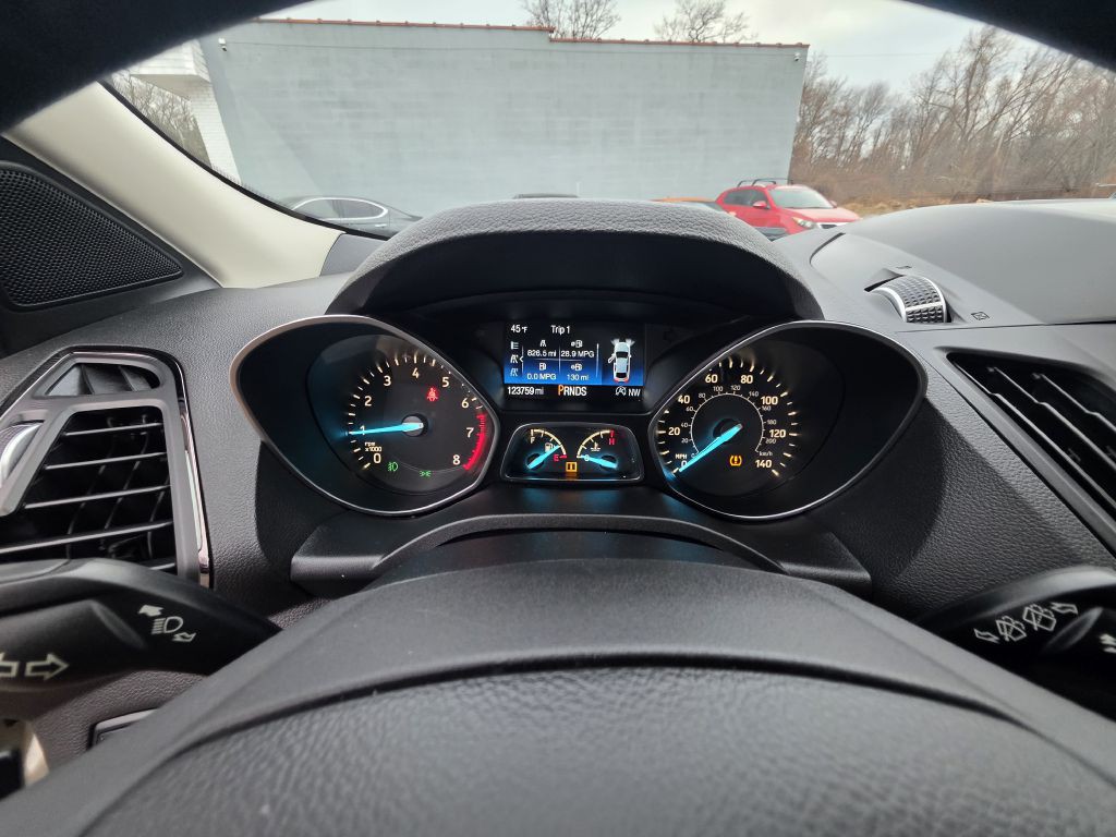 2017 Ford Escape Image 30