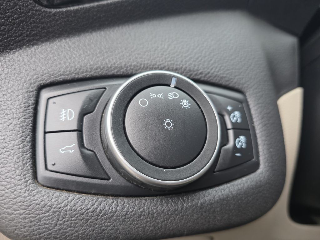 2017 Ford Escape Image 31