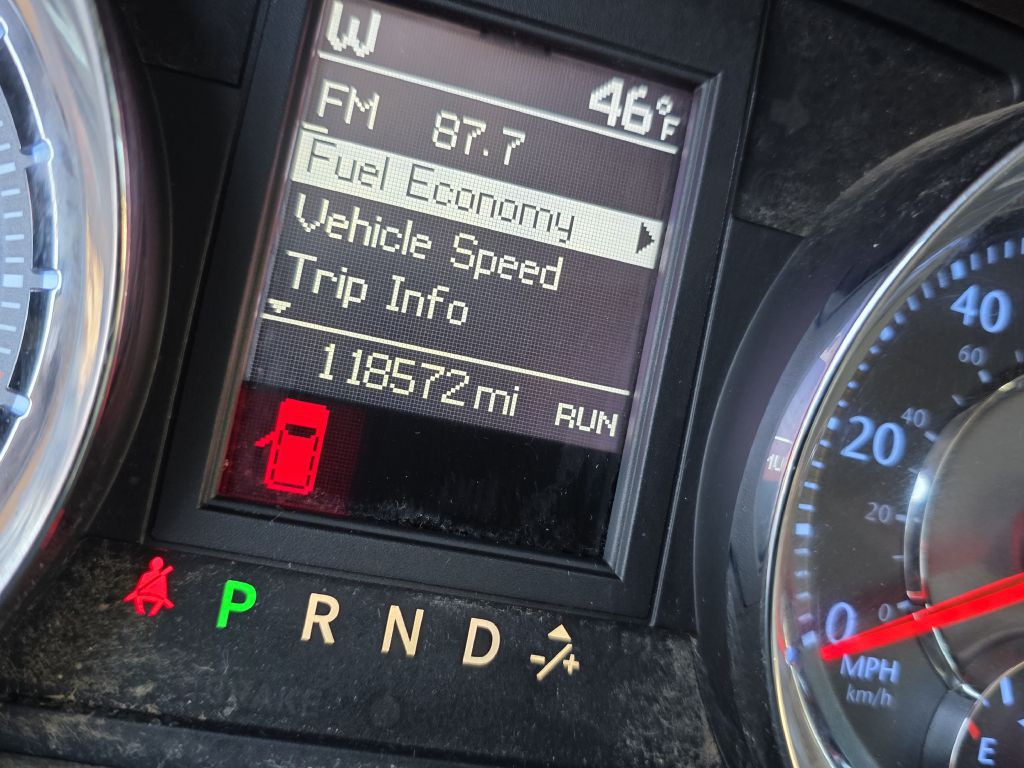 2015 Chrysler Town & Country Image 44