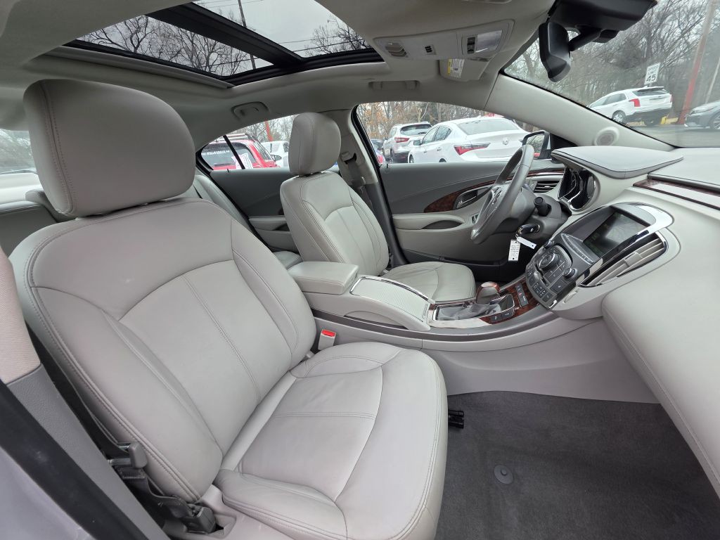 2013 Buick Lacrosse Image 21