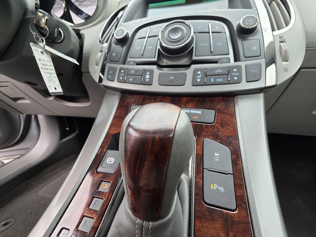 2013 Buick Lacrosse Image 24