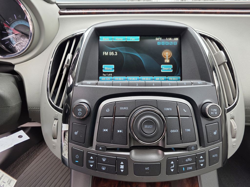 2013 Buick Lacrosse Image 25
