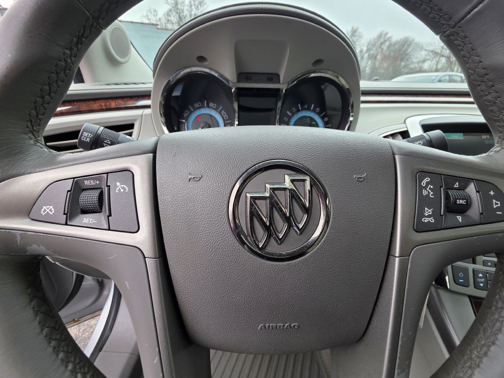 2013 Buick Lacrosse Image 29